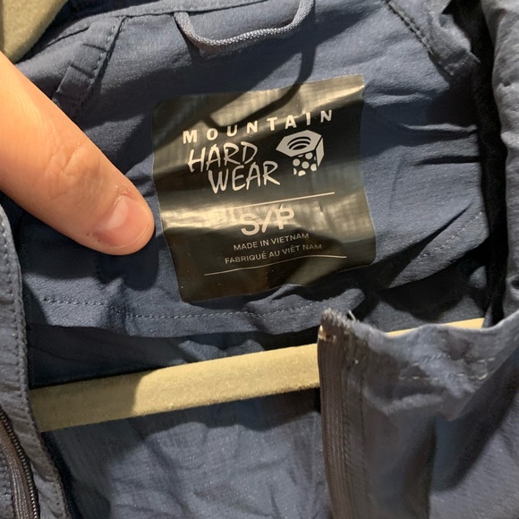 Women’s Lightweight Packable Mountain Hardwear Jacket - Small - Picture 2 of 14